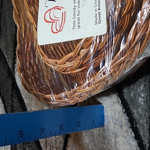 HEART SHAPED 3 NESTING WICKER SNACK BASKETS ❤️ PRICE FIRM - Picture 4 of 7